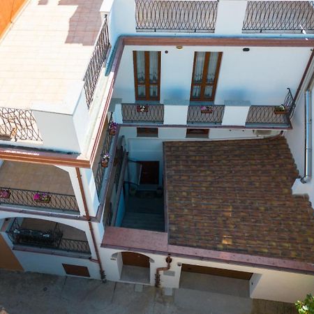 B&B Ruinas 阿尔扎纳 外观 照片